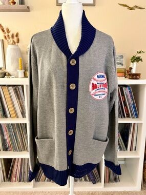 Size XL National Baseball Hall of Fame and Museum Cooperstown Cardigan Sweater